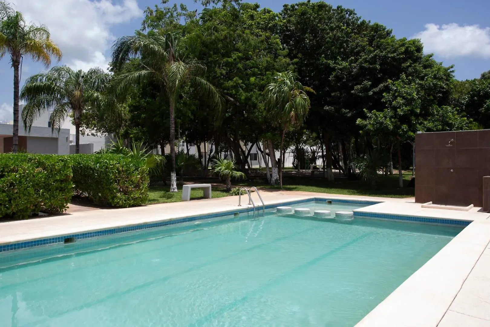 Holiday home Relaxing Cancun Getaway Pools Soccer & Bbq Area Mexico